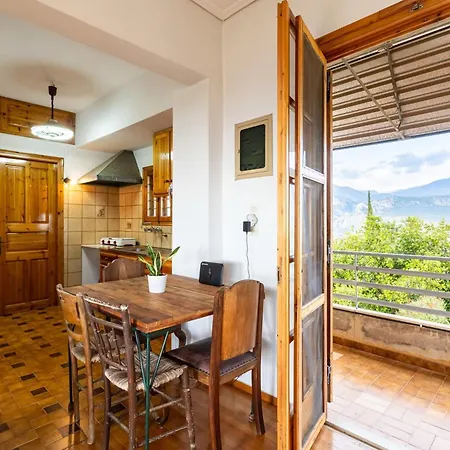 Spacious - Panoramic Sea & Mountain Views