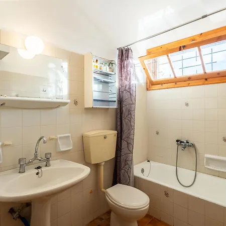 Spacious - Panoramic Sea & Mountain Views Дом отдыха