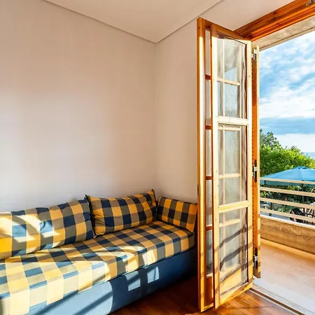 Holiday home Spacious - Panoramic Sea & Mountain Views *