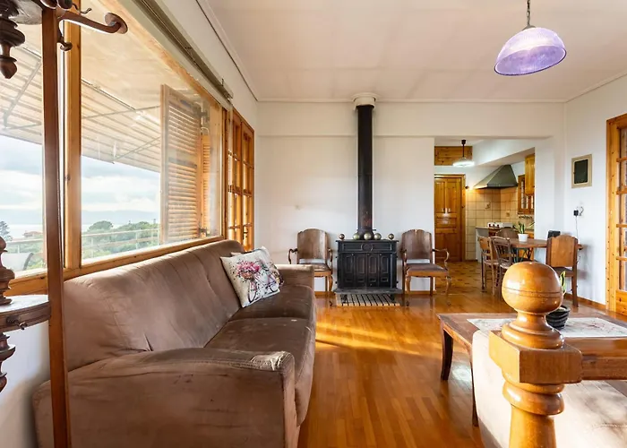 Spacious - Panoramic Sea & Mountain Views Holiday home Doloi